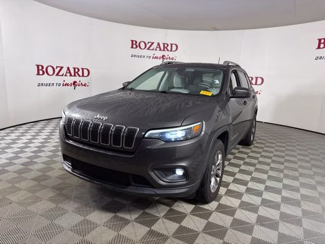 2020 Granite Crystal Metallic Clearcoat Jeep Cherokee Latitude Plus 4X4 SUV