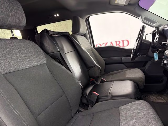 2022 Oxford White Ford F-150 XLT 4X4 Truck