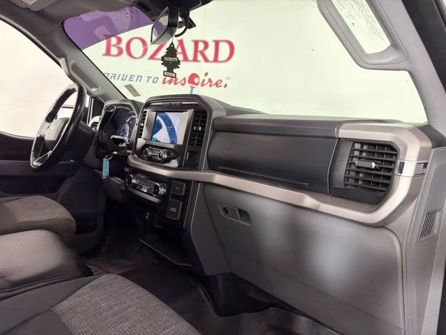 2022 Oxford White Ford F-150 XLT 4X4 Truck