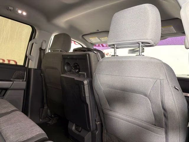 2022 Oxford White Ford F-150 XLT 4X4 Truck