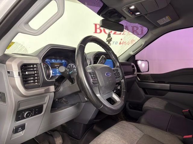 2022 Oxford White Ford F-150 XLT 4X4 Truck