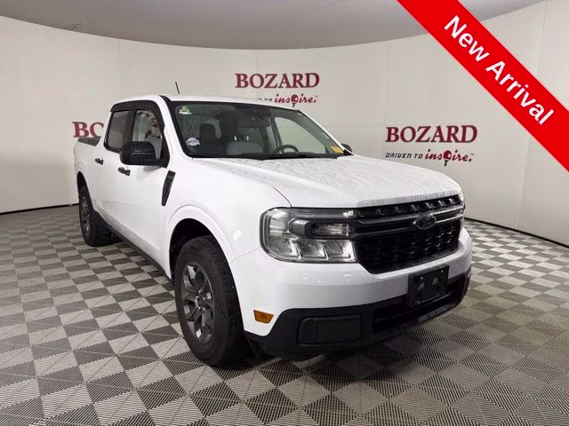 2024 Oxford White Ford Maverick XLT FWD Truck
