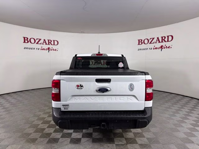 2024 Oxford White Ford Maverick XLT FWD Truck