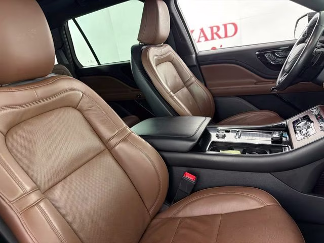 2022 Gray Metallic Lincoln Aviator Reserve RWD SUV