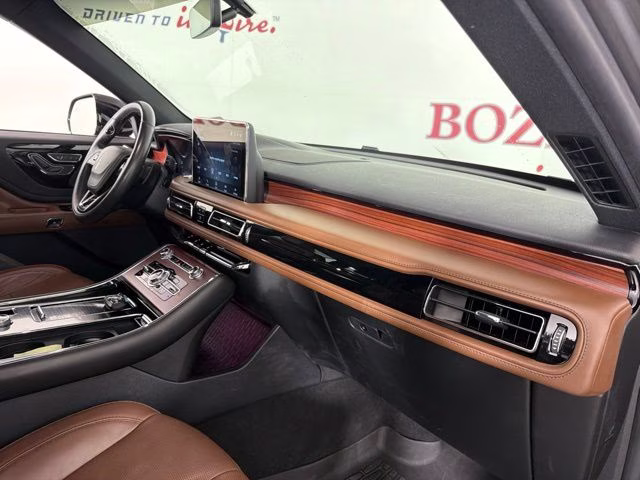 2022 Gray Metallic Lincoln Aviator Reserve RWD SUV