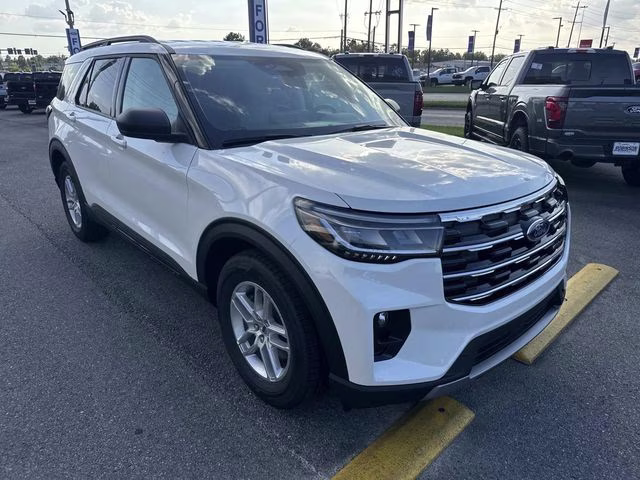 2026 White Metallic Ford Explorer Active RWD SUV