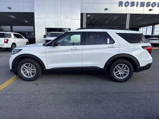 2026 White Metallic Ford Explorer Active RWD SUV