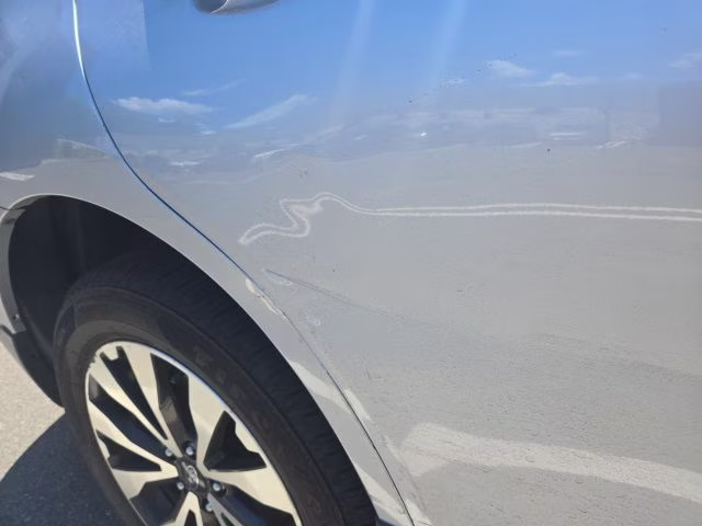 2017 Ice Silver Metallic Subaru Outback 3.6R AWD SUV