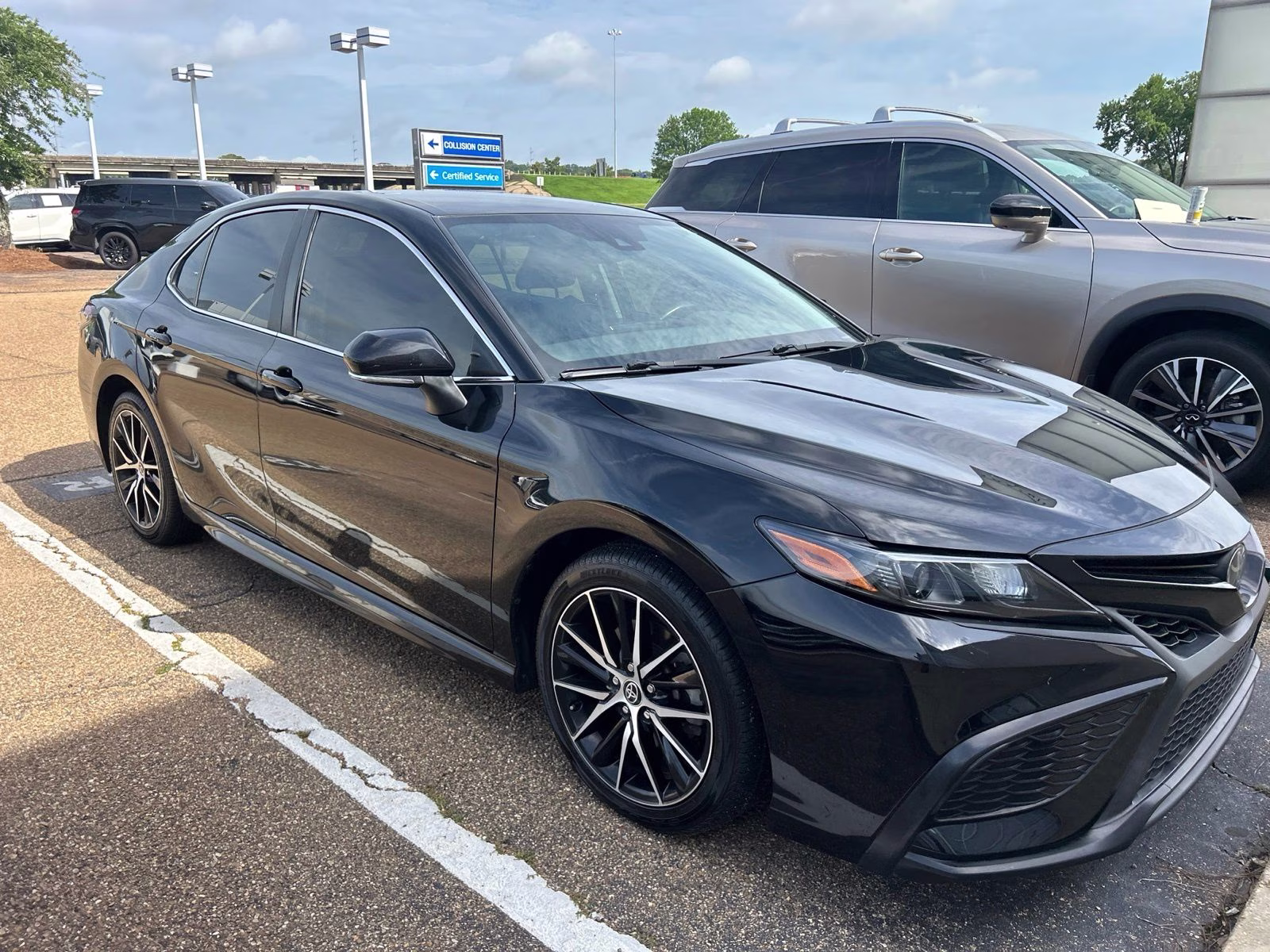 2023 Midnight Black Metallic Toyota Camry SE FWD Sedan