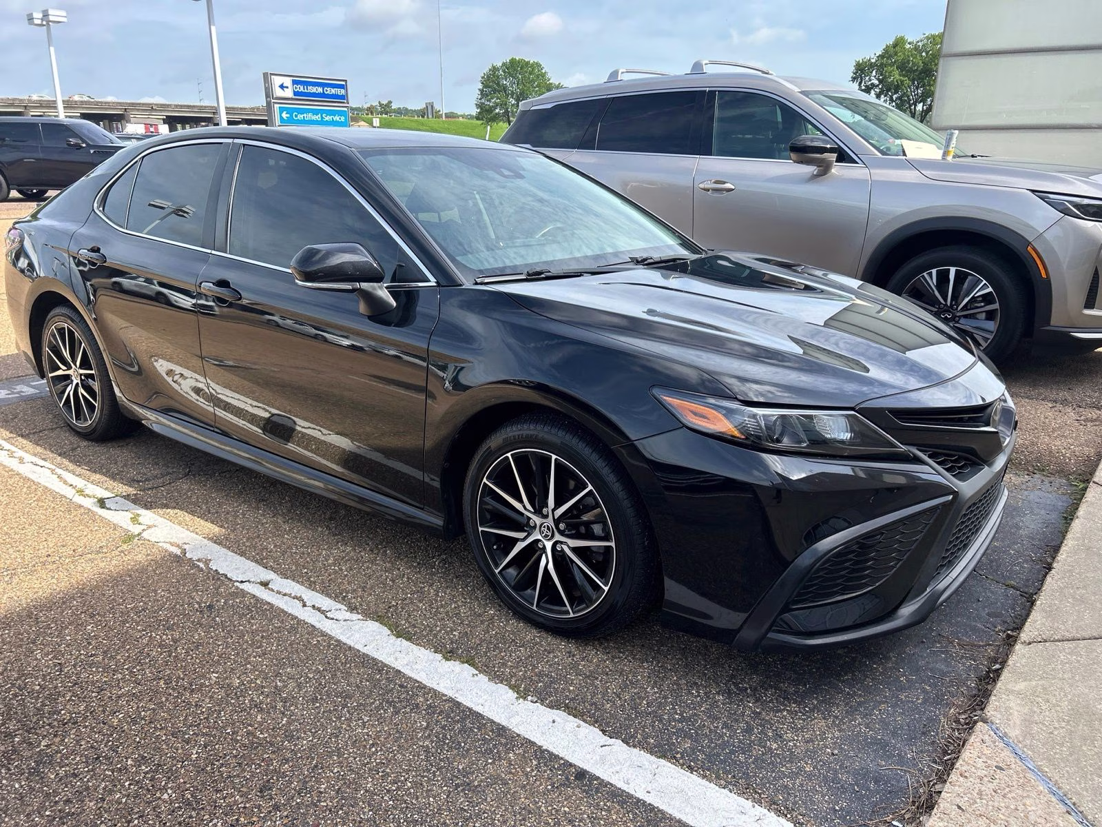 2023 Midnight Black Metallic Toyota Camry SE FWD Sedan