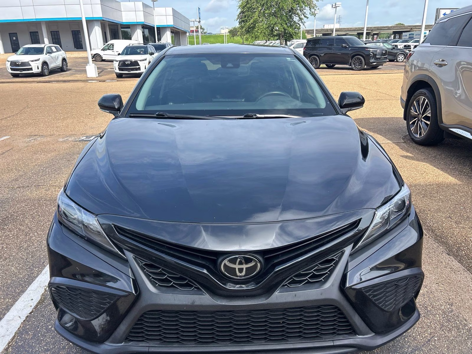 2023 Midnight Black Metallic Toyota Camry SE FWD Sedan
