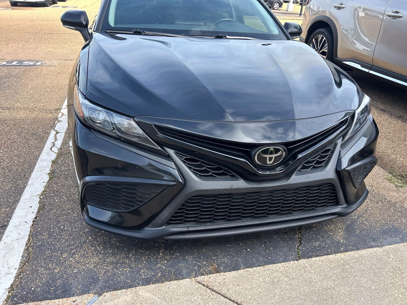 2023 Midnight Black Metallic Toyota Camry SE FWD Sedan