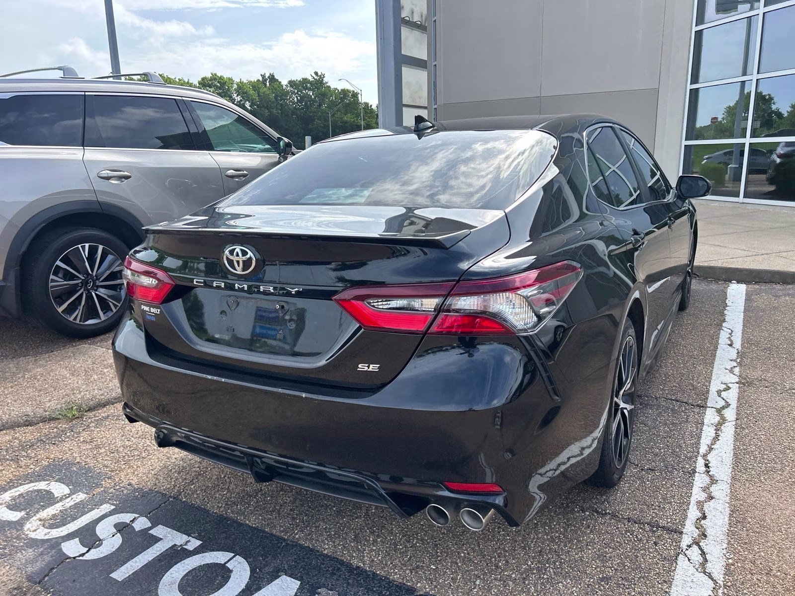 2023 Midnight Black Metallic Toyota Camry SE FWD Sedan
