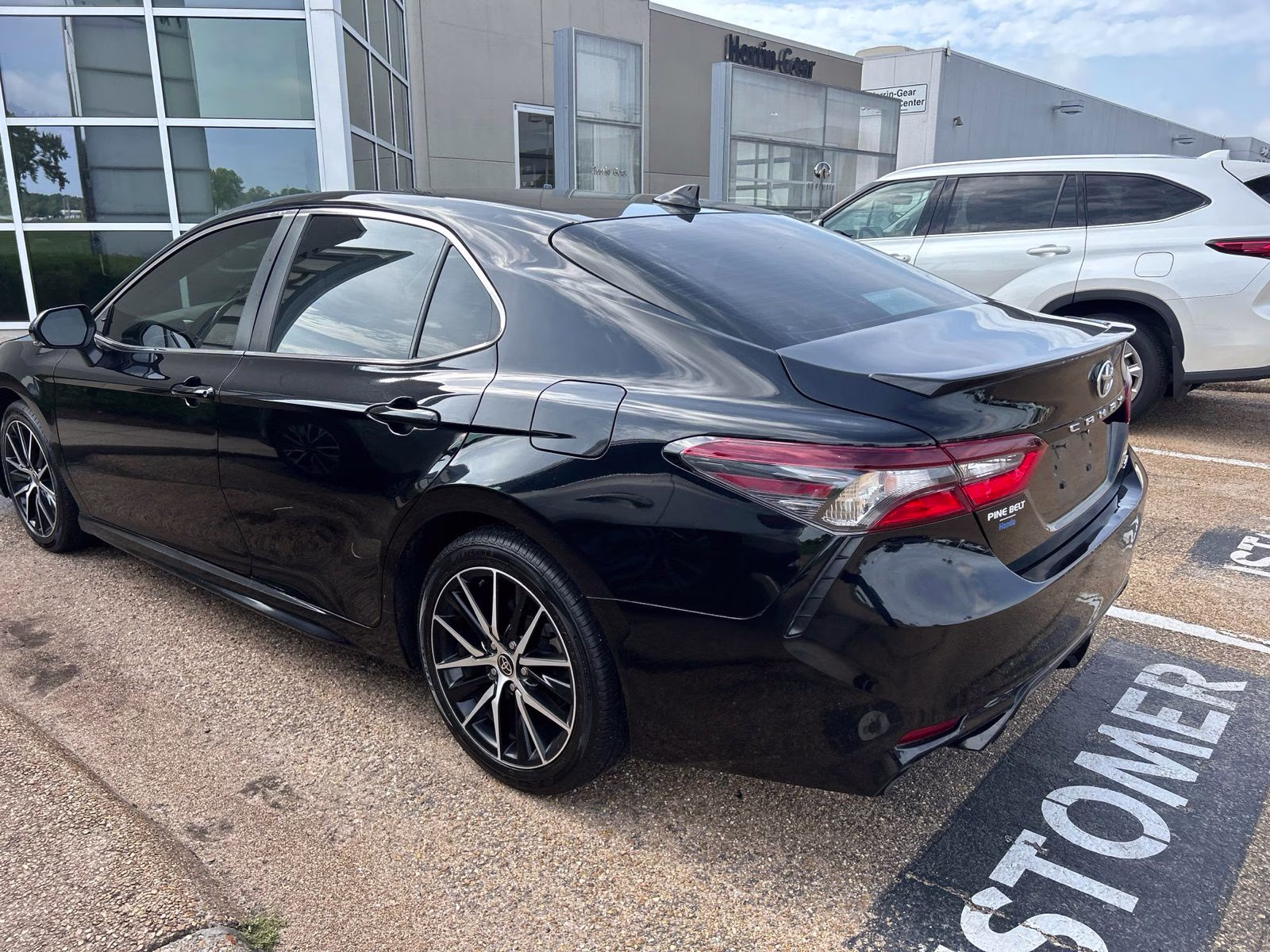 2023 Midnight Black Metallic Toyota Camry SE FWD Sedan