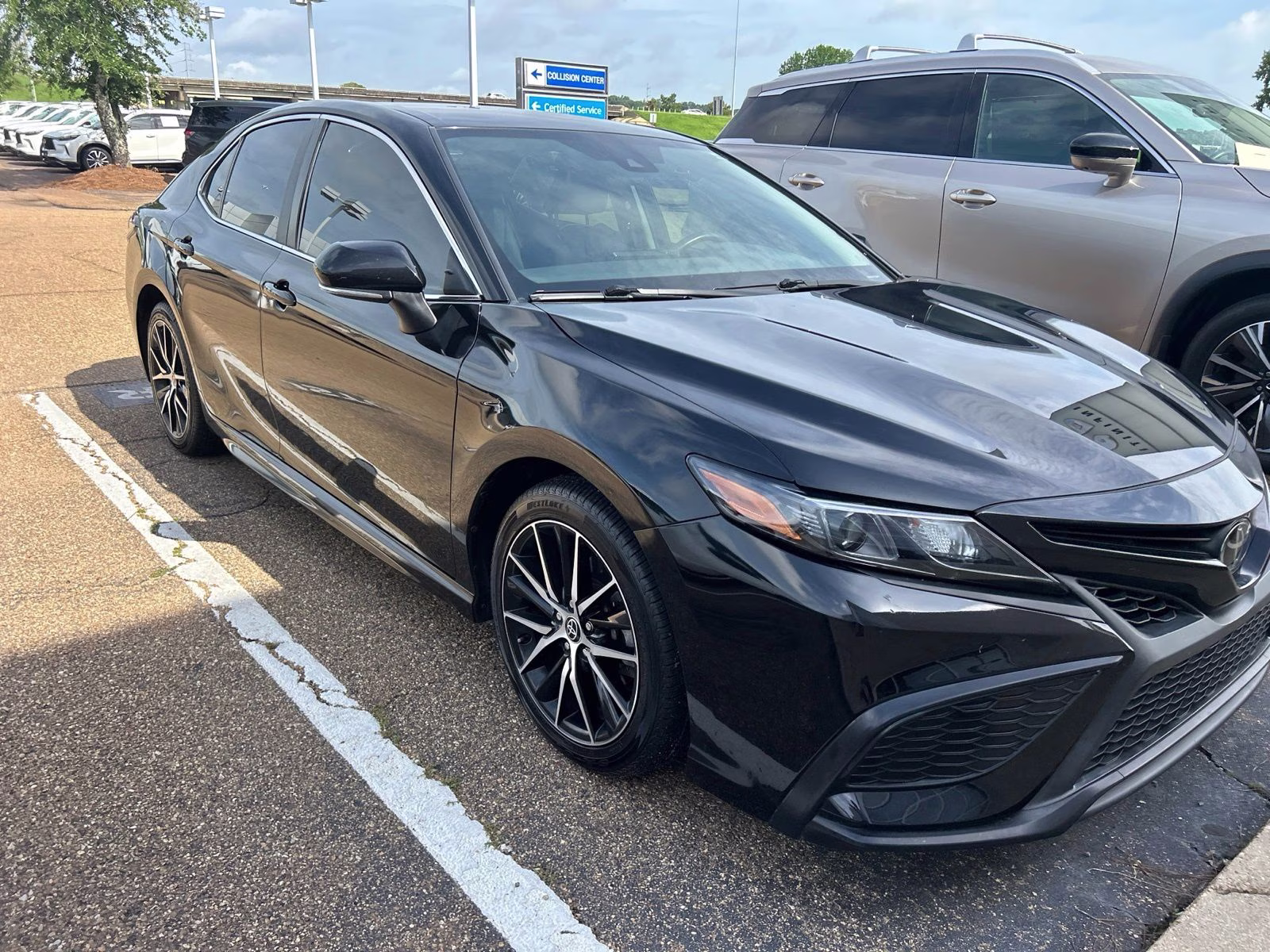 2023 Midnight Black Metallic Toyota Camry SE FWD Sedan