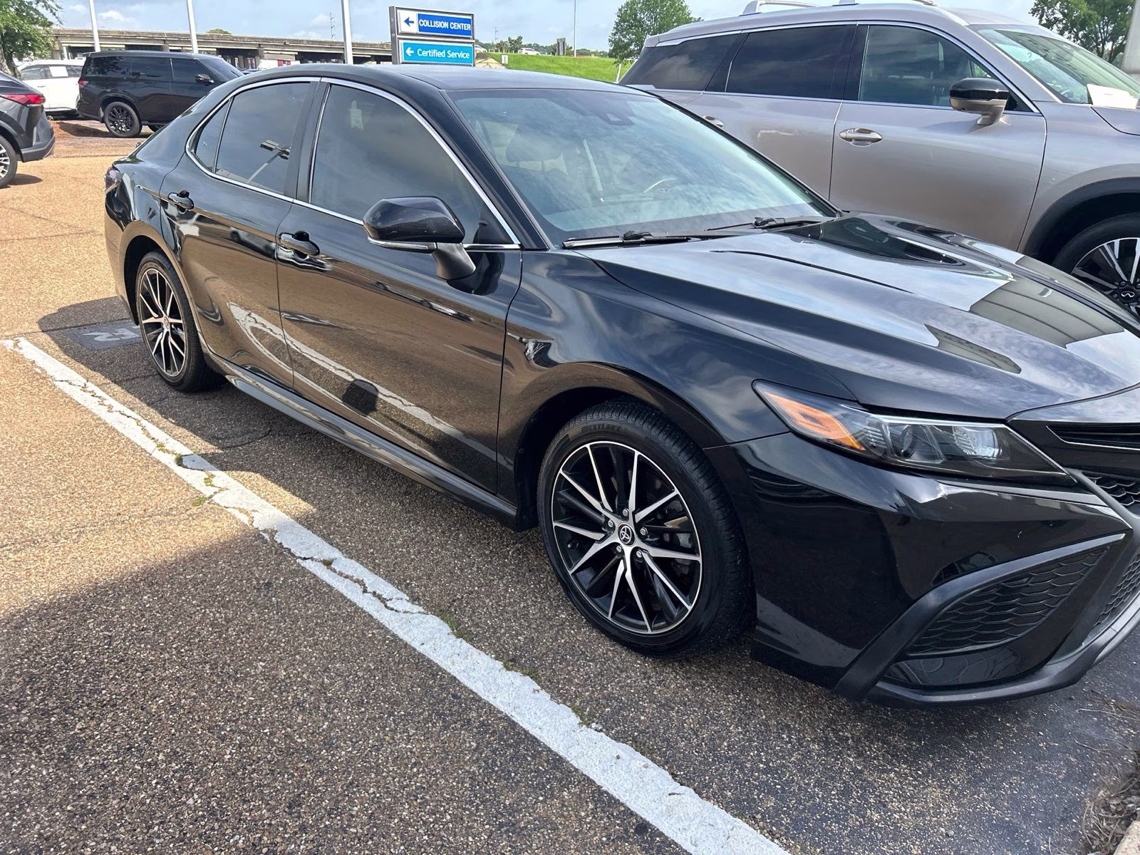 2023 Midnight Black Metallic Toyota Camry SE FWD Sedan