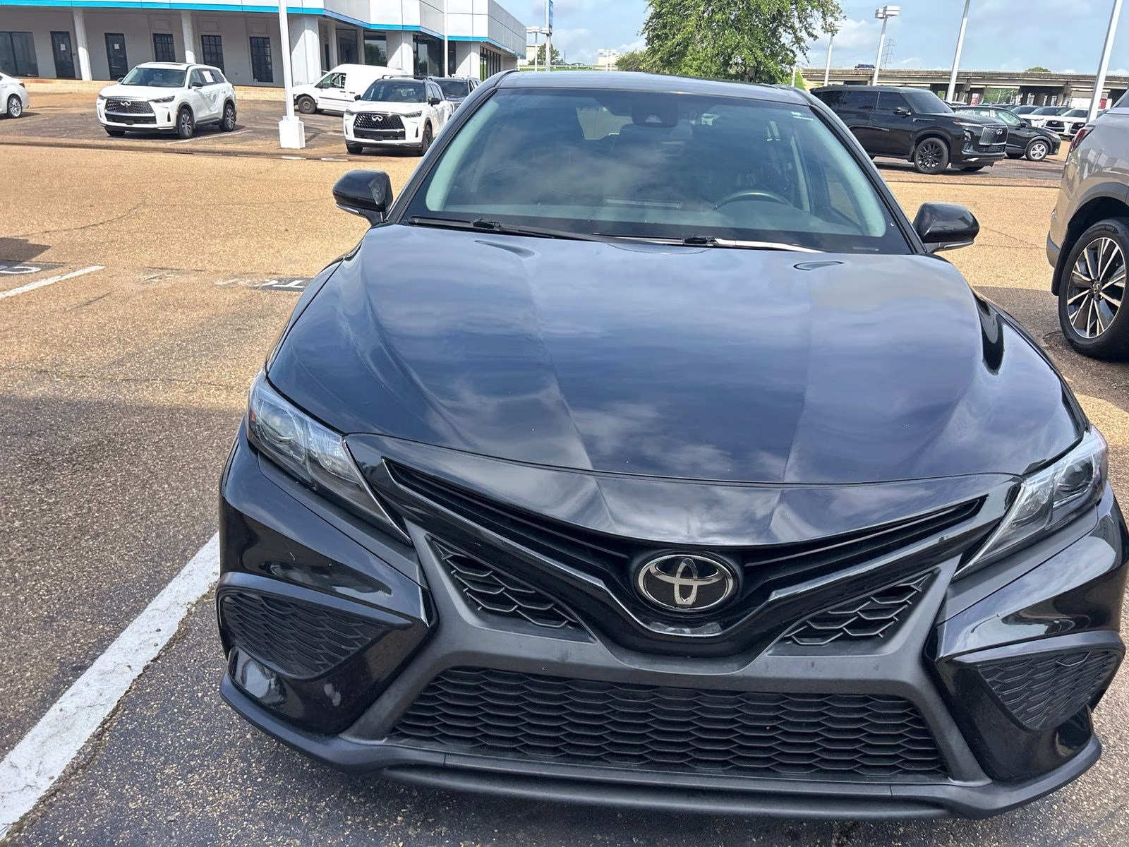 2023 Midnight Black Metallic Toyota Camry SE FWD Sedan