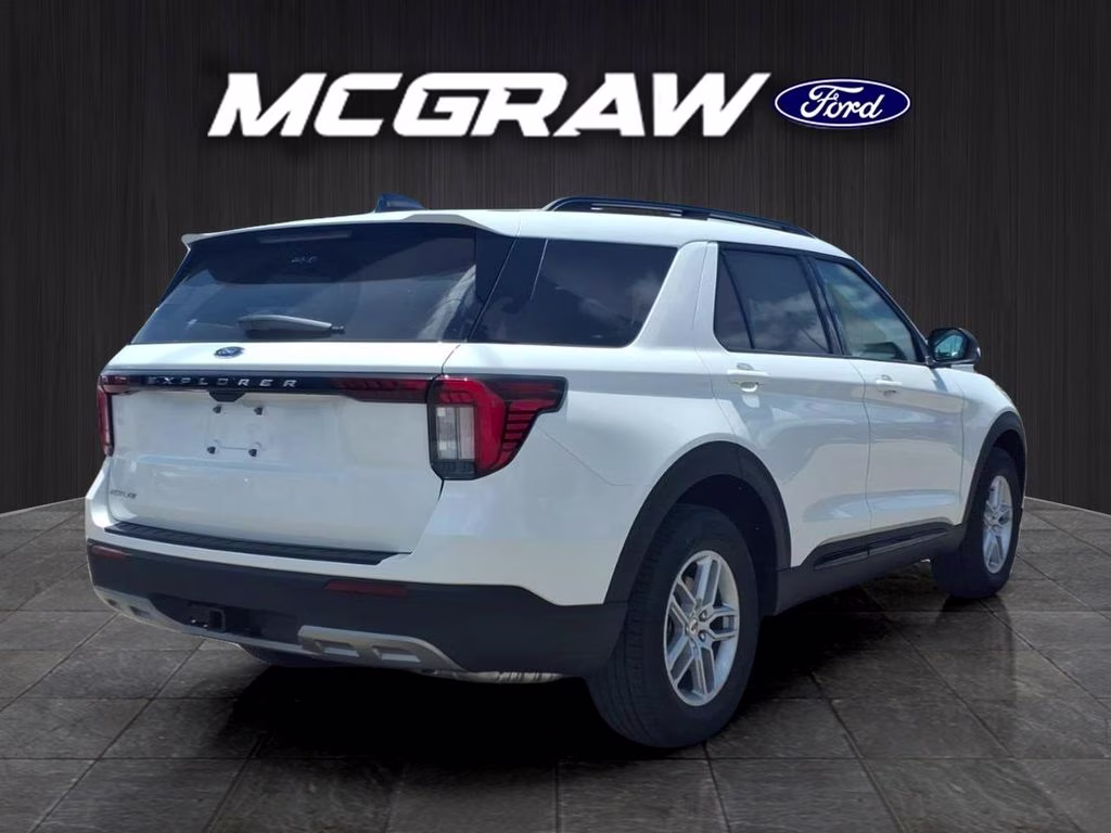 2026 Star White Metallic Tri-Coat Ford Explorer Active w/200A Pkg RWD SUV