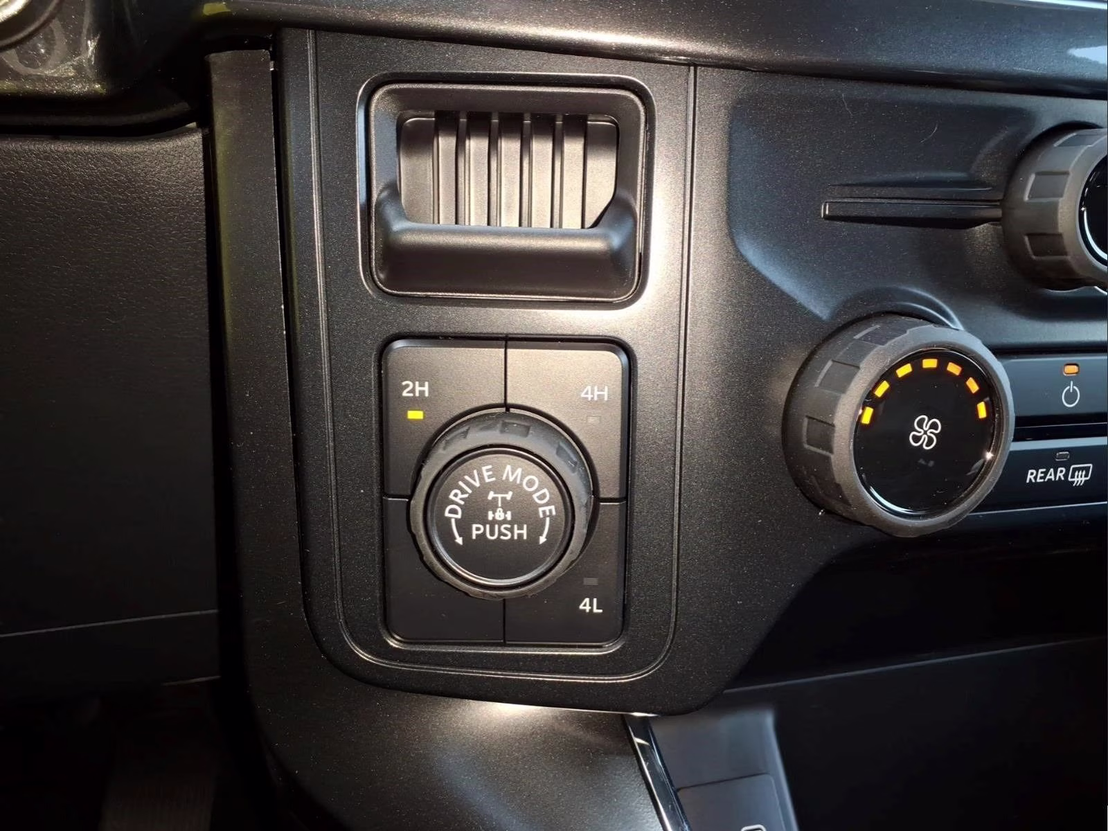 2026 Oxford White Ford F-150 STX 4X4 Truck
