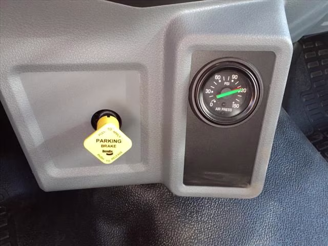 2025 Oxford White Ford F-750SD Base RWD Truck