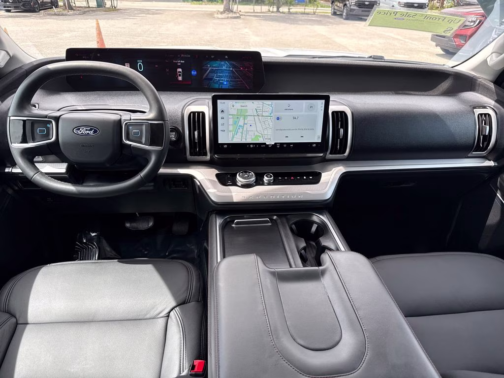 2025 Oxford White Ford Expedition Max Active RWD SUV