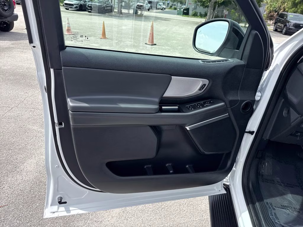 2025 Oxford White Ford Expedition Max Active RWD SUV