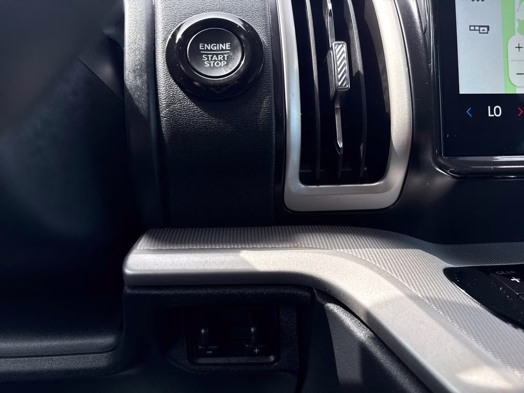 2025 Oxford White Ford Expedition Max Active RWD SUV