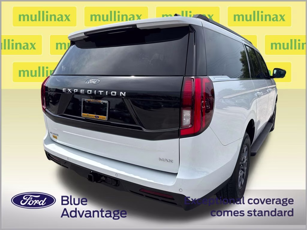 2025 Oxford White Ford Expedition Max Active RWD SUV