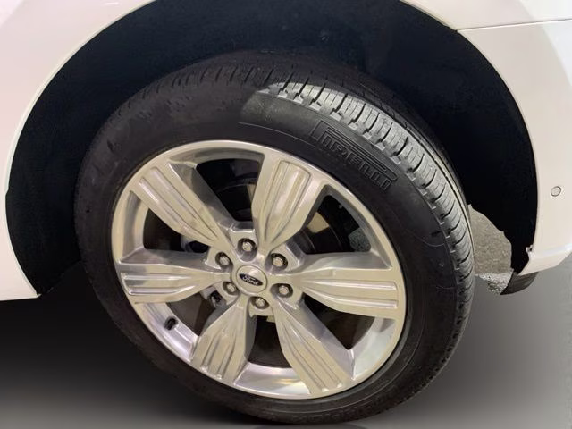 2024 White Metallic Ford Expedition Max Platinum 4X4 SUV