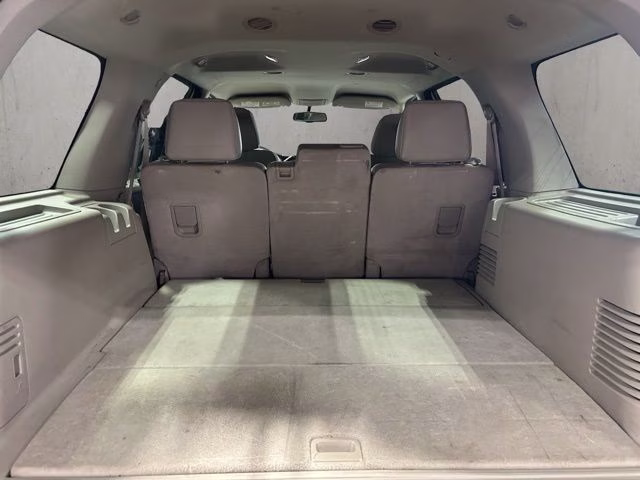 2010 Oxford White Ford Expedition XLT 4X4 SUV