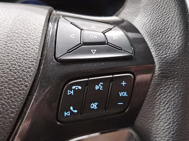 2017 White Gold Metallic Ford Explorer XLT 4X4 SUV