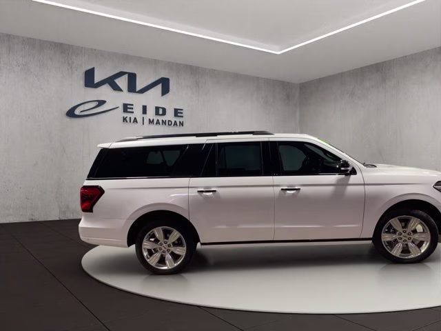 2024 White Metallic Ford Expedition Max Platinum 4X4 SUV