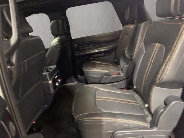 2024 White Metallic Ford Expedition Max Platinum 4X4 SUV