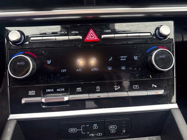 2024 Shimmering Silver Pearl Hyundai Santa Fe XRT AWD SUV