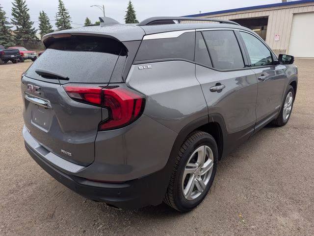 2018 Silver GMC Terrain SLE AWD SUV