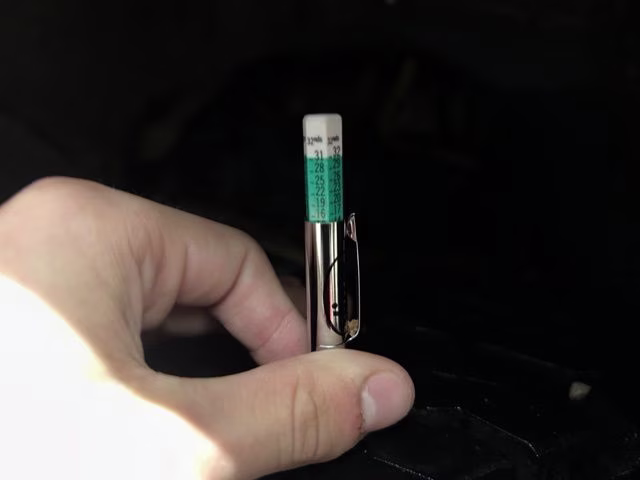 2010 Oxford White Ford Expedition XLT 4X4 SUV