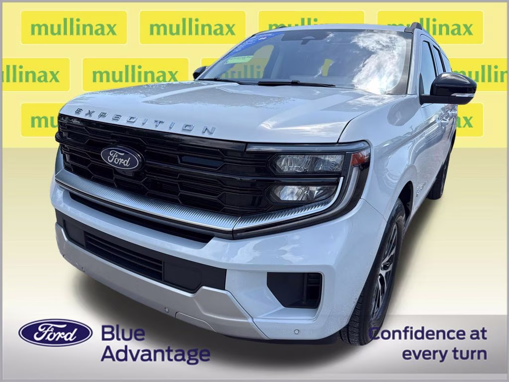 2025 Space Silver Metallic Ford Expedition Max Platinum 4X4 SUV