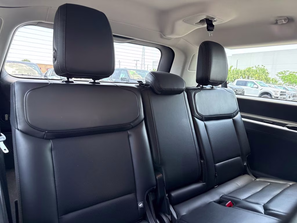 2025 Space Silver Metallic Ford Expedition Max Platinum 4X4 SUV