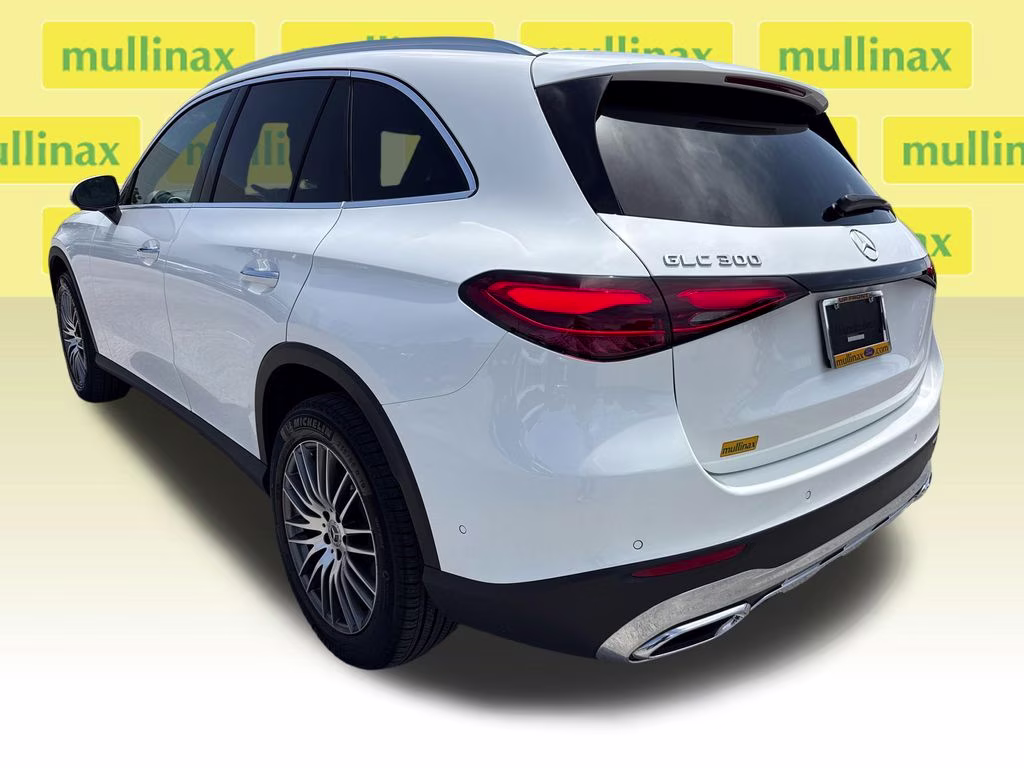 2025 Polar White Mercedes-Benz GLC GLC 300 RWD SUV