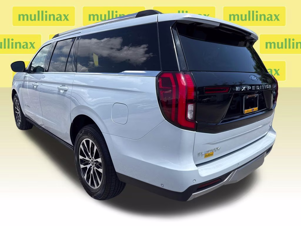 2025 Space Silver Metallic Ford Expedition Max Platinum 4X4 SUV