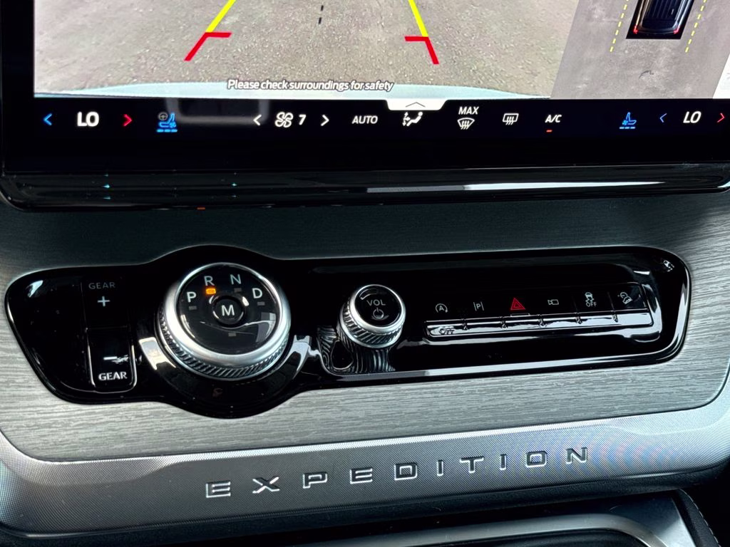 2025 Space Silver Metallic Ford Expedition Max Platinum 4X4 SUV