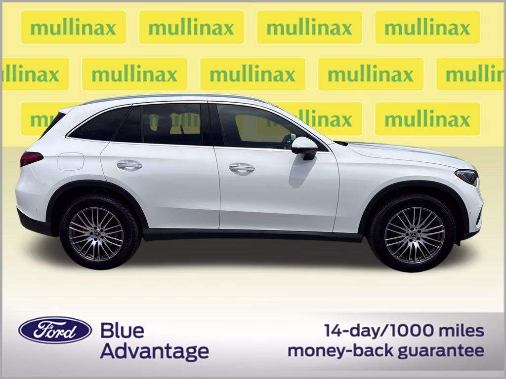 2025 Polar White Mercedes-Benz GLC GLC 300 RWD SUV
