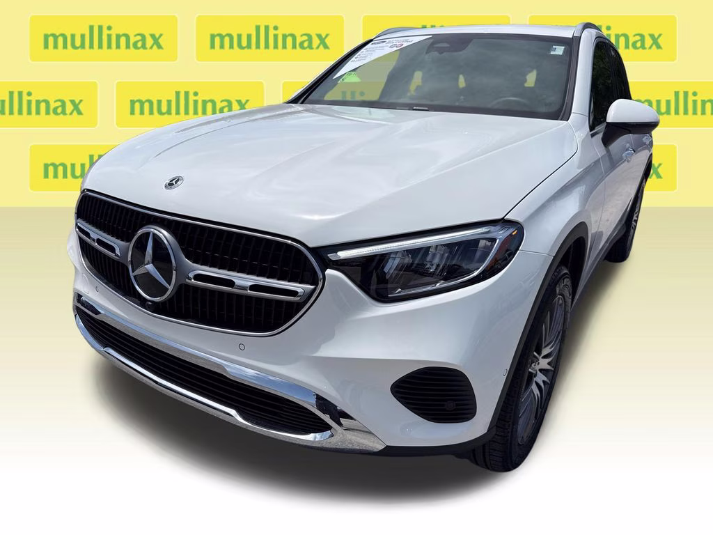 2025 Polar White Mercedes-Benz GLC GLC 300 RWD SUV