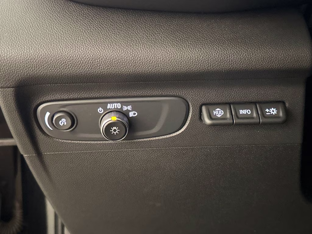 2022 Ebony Twilight Metallic Buick Envision Essence FWD SUV
