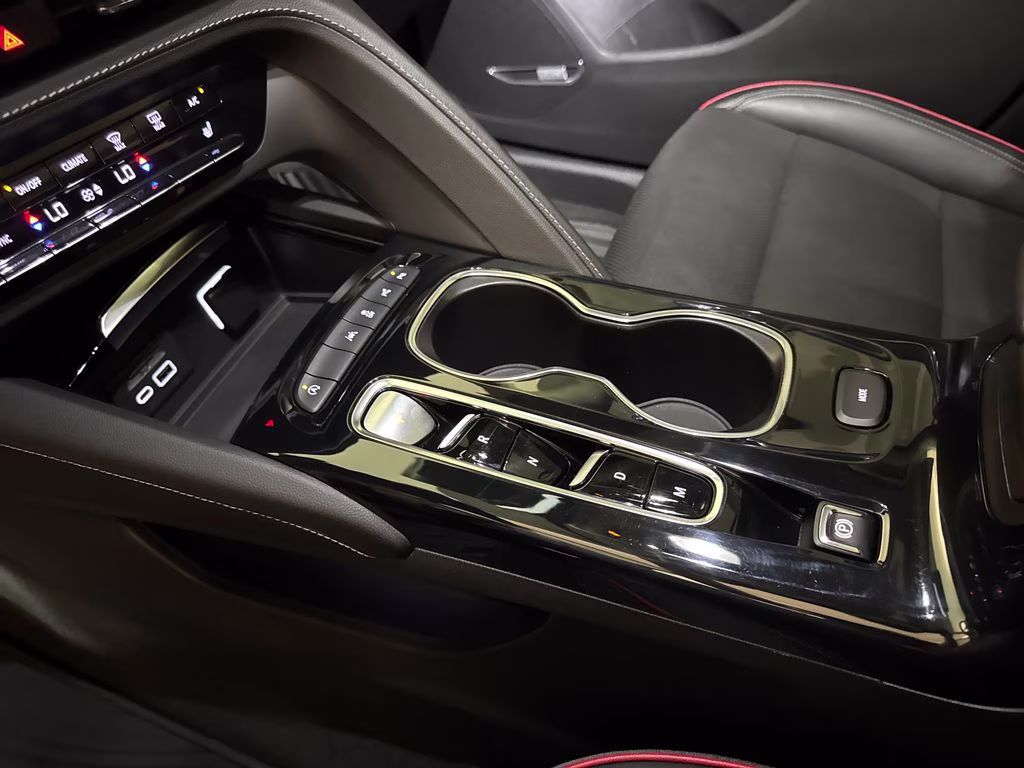 2022 Ebony Twilight Metallic Buick Envision Essence FWD SUV