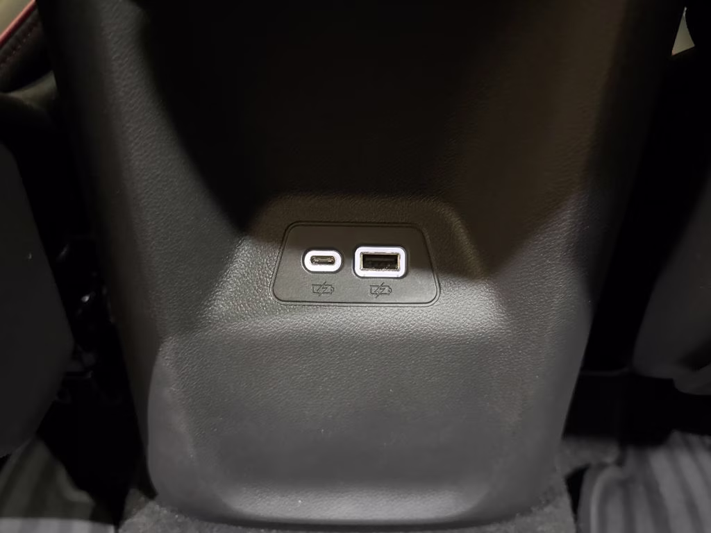 2022 Ebony Twilight Metallic Buick Envision Essence FWD SUV