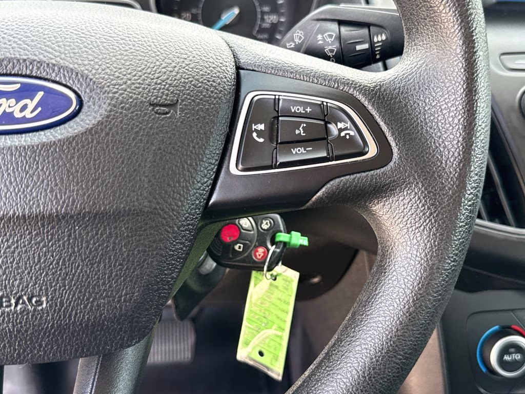 2018 Ingot Silver Ford Focus SE FWD Sedan