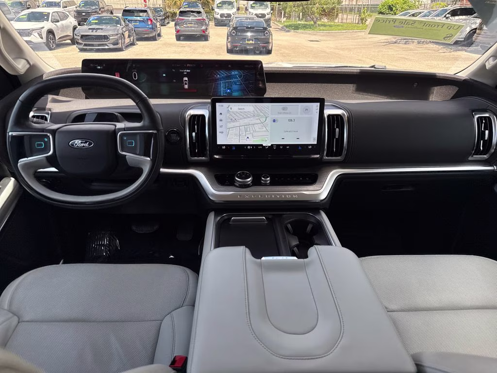 2025 Oxford White Ford Expedition Max Platinum 4X4 SUV