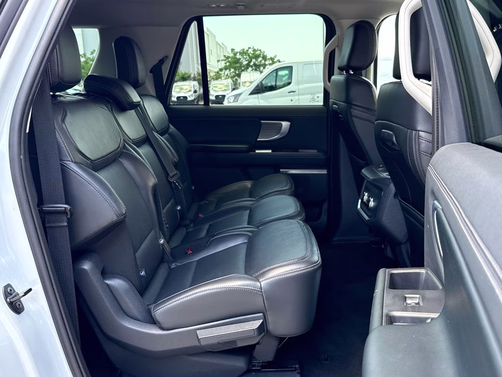 2025 Space Silver Metallic Ford Expedition Max Platinum 4X4 SUV