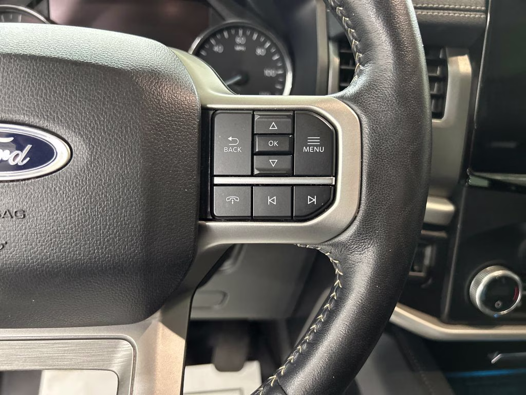 2023 Iconic Silver Metallic Ford Expedition XLT RWD SUV
